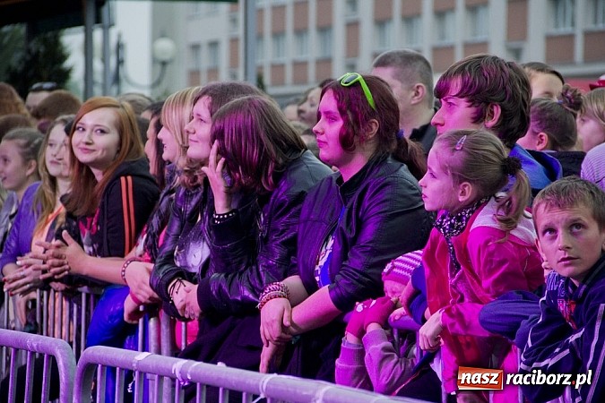 Zdjęcie w galerii na portalu naszraciborz.pl: Majówka w Raciborzu z Gwiazdami! wiadomości z regionu