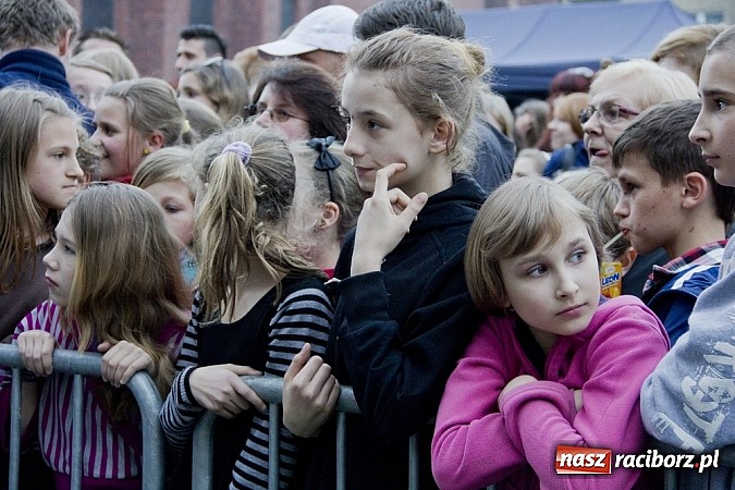 Zdjęcie w galerii na portalu naszraciborz.pl: Majówka w Raciborzu z Gwiazdami! wiadomości z regionu