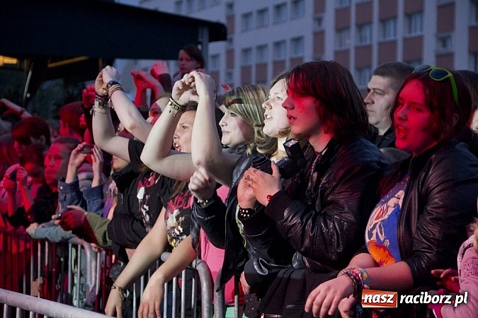 Zdjęcie w galerii na portalu naszraciborz.pl: Majówka w Raciborzu z Gwiazdami! wiadomości z regionu