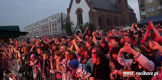 Zdjęcie w galerii na portalu naszraciborz.pl: Majówka w Raciborzu z Gwiazdami! wiadomości z regionu