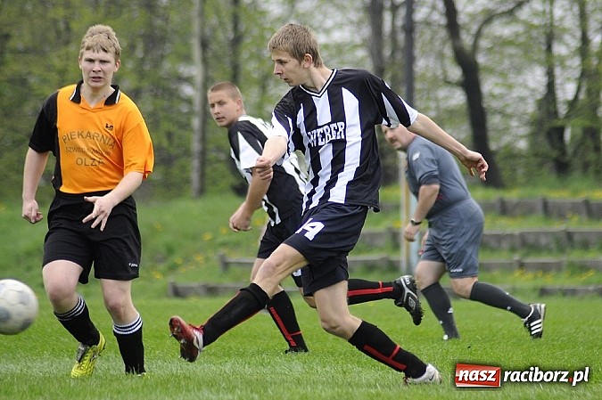 Zdjęcie w galerii na portalu naszraciborz.pl: Szuścik i Dostoł rozgromili Krzyżkowice wiadomości z regionu