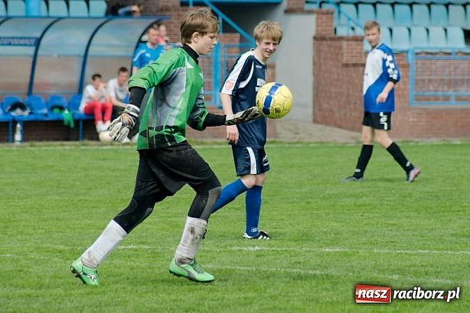 Zdjęcie w galerii na portalu naszraciborz.pl: Juniorzy młodsi: Nieudana pogoń Cyprzanowa wiadomości z regionu