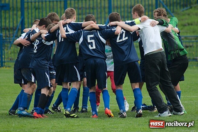 Zdjęcie w galerii na portalu naszraciborz.pl: Juniorzy młodsi: Nieudana pogoń Cyprzanowa wiadomości z regionu