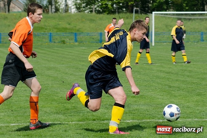 Zdjęcie w galerii na portalu naszraciborz.pl: Derby Raciborza: Dobra passa Płoni przerwana wiadomości z regionu