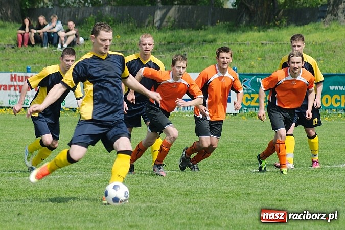 Zdjęcie w galerii na portalu naszraciborz.pl: Derby Raciborza: Dobra passa Płoni przerwana wiadomości z regionu