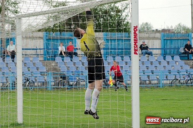 Zdjęcie w galerii na portalu naszraciborz.pl: Derby Raciborza: Dobra passa Płoni przerwana wiadomości z regionu