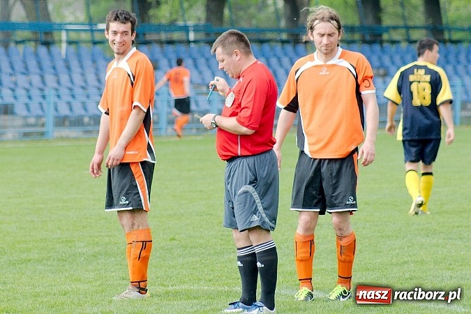 Zdjęcie w galerii na portalu naszraciborz.pl: Derby Raciborza: Dobra passa Płoni przerwana wiadomości z regionu