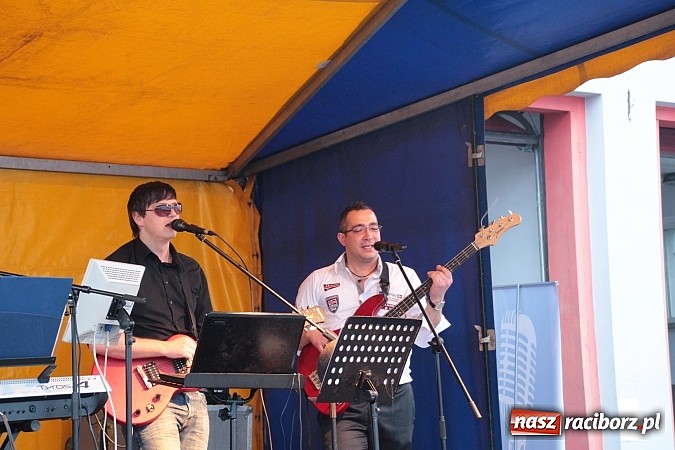 Zdjęcie w galerii na portalu naszraciborz.pl: Modern Talking na majówce w Wojnowicach wiadomości z regionu