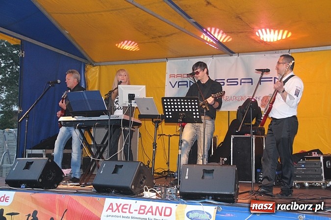 Zdjęcie w galerii na portalu naszraciborz.pl: Modern Talking na majówce w Wojnowicach wiadomości z regionu