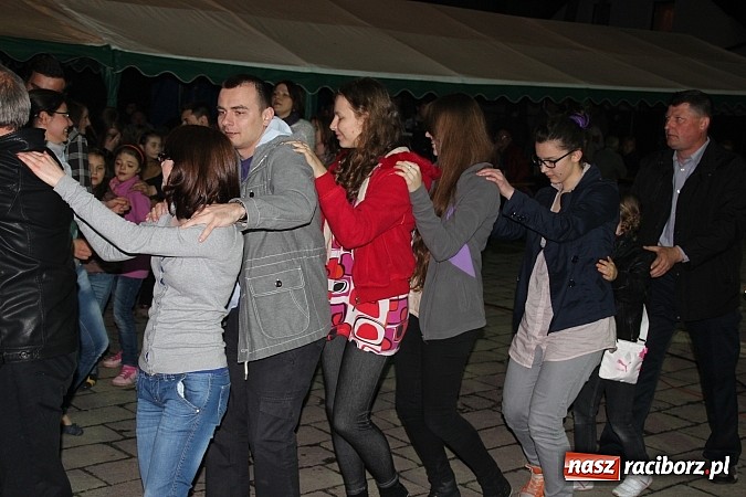 Zdjęcie w galerii na portalu naszraciborz.pl: Modern Talking na majówce w Wojnowicach wiadomości z regionu