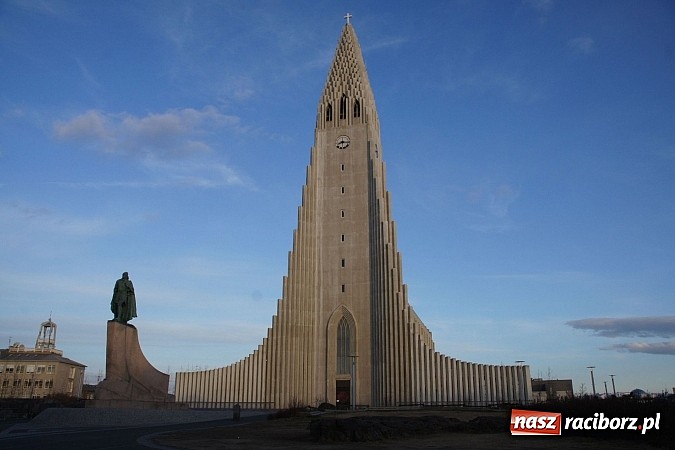 Zdjęcie w galerii na portalu naszraciborz.pl: Ze szkoły na Ostrogu do Islandii wiadomości z regionu