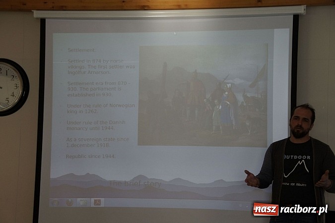 Zdjęcie w galerii na portalu naszraciborz.pl: Ze szkoły na Ostrogu do Islandii wiadomości z regionu