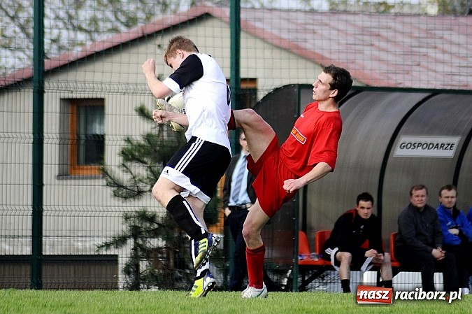 Zdjęcie w galerii na portalu naszraciborz.pl: Emocje w końcówce. Turza lepsza od Ocic wiadomości z regionu