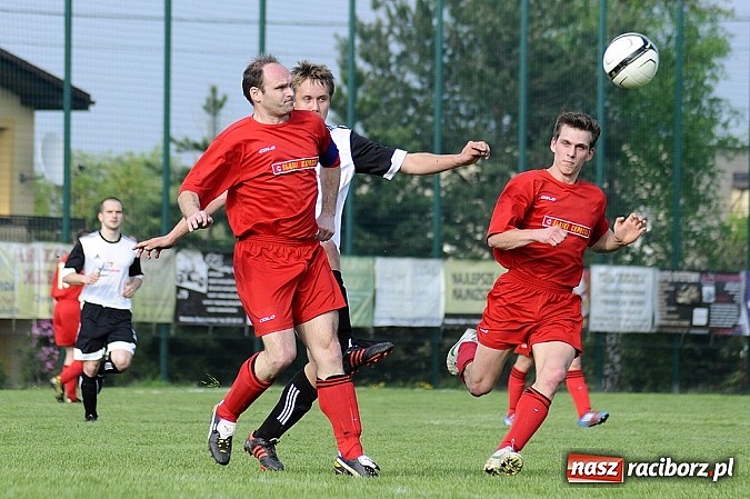 Zdjęcie w galerii na portalu naszraciborz.pl: Emocje w końcówce. Turza lepsza od Ocic wiadomości z regionu