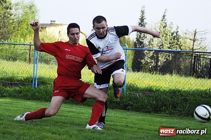 Zdjęcie w galerii na portalu naszraciborz.pl: Emocje w końcówce. Turza lepsza od Ocic wiadomości z regionu