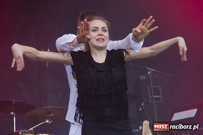 Zdjęcie w galerii na portalu naszraciborz.pl: Majówkowa prywatka na raciborskim rynku wiadomości z regionu