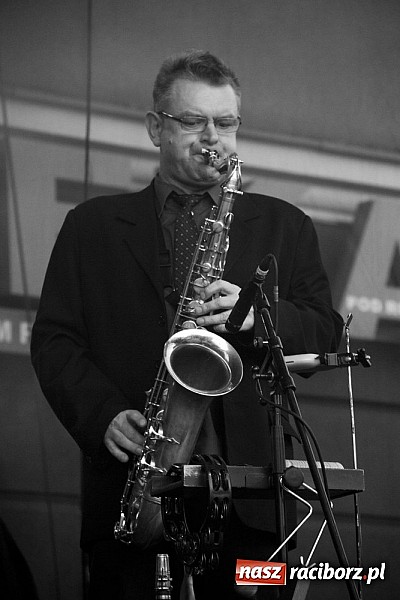 Zdjęcie w galerii na portalu naszraciborz.pl: Majówkowa prywatka na raciborskim rynku wiadomości z regionu