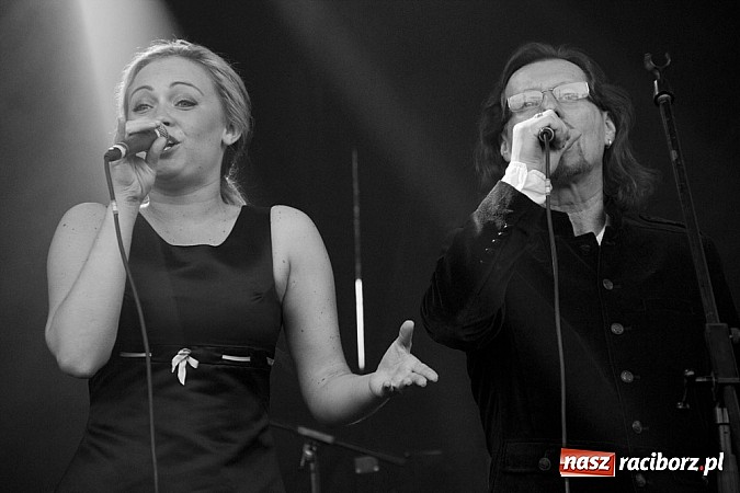 Zdjęcie w galerii na portalu naszraciborz.pl: Majówkowa prywatka na raciborskim rynku wiadomości z regionu