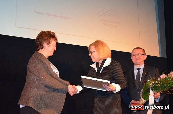 Zdjęcie w galerii na portalu naszraciborz.pl: Zielone Czeki dla ludzi o zielonych sercach wiadomości z regionu