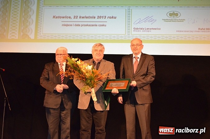 Zdjęcie w galerii na portalu naszraciborz.pl: Zielone Czeki dla ludzi o zielonych sercach wiadomości z regionu