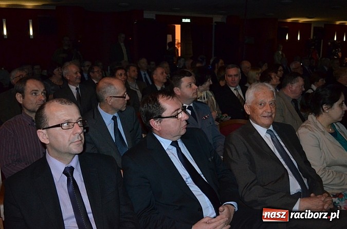 Zdjęcie w galerii na portalu naszraciborz.pl: Zielone Czeki dla ludzi o zielonych sercach wiadomości z regionu