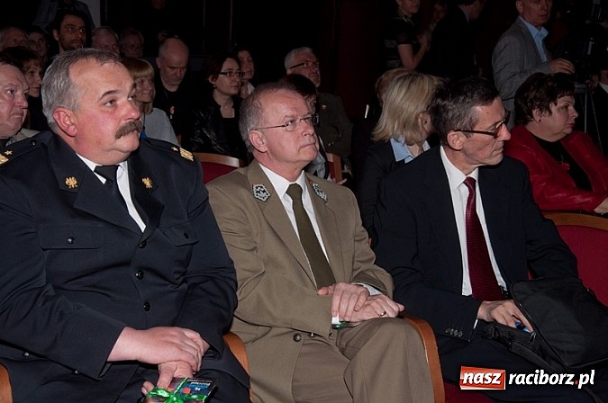 Zdjęcie w galerii na portalu naszraciborz.pl: Zielone Czeki dla ludzi o zielonych sercach wiadomości z regionu