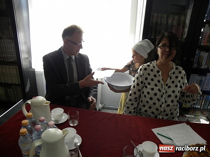 Zdjęcie w galerii na portalu naszraciborz.pl: V Konkurs Gwary Śląskiej Na cołki karpyntel wiadomości z regionu