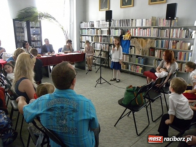 Zdjęcie w galerii na portalu naszraciborz.pl: V Konkurs Gwary Śląskiej Na cołki karpyntel wiadomości z regionu