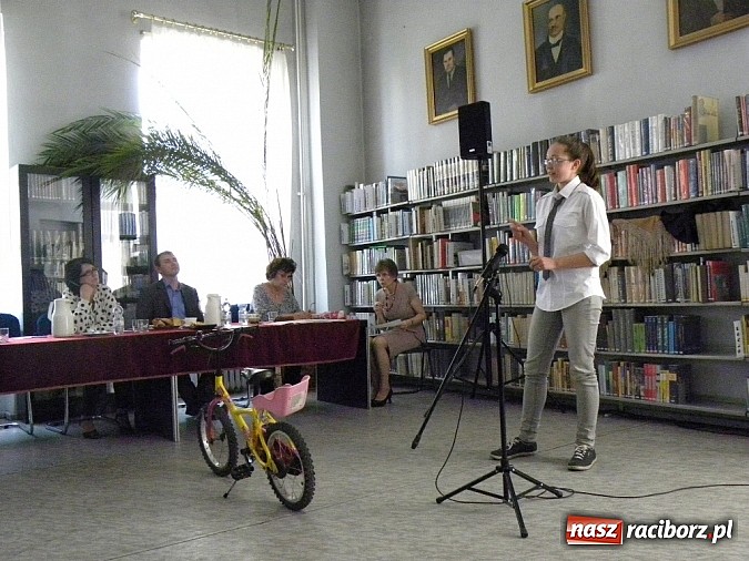 Zdjęcie w galerii na portalu naszraciborz.pl: V Konkurs Gwary Śląskiej Na cołki karpyntel wiadomości z regionu