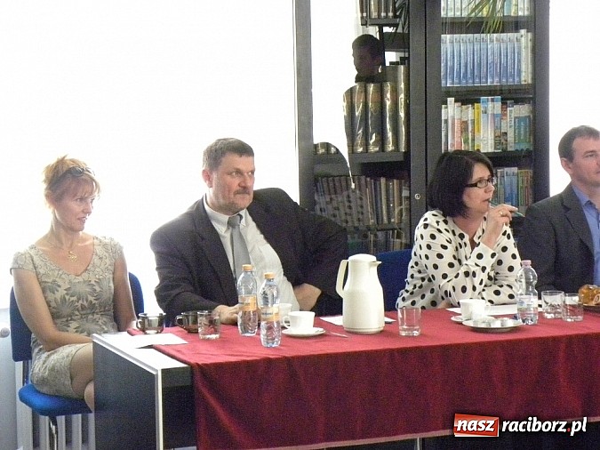 Zdjęcie w galerii na portalu naszraciborz.pl: V Konkurs Gwary Śląskiej Na cołki karpyntel wiadomości z regionu