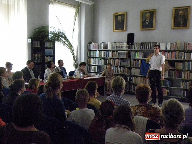 Zdjęcie w galerii na portalu naszraciborz.pl: V Konkurs Gwary Śląskiej Na cołki karpyntel wiadomości z regionu