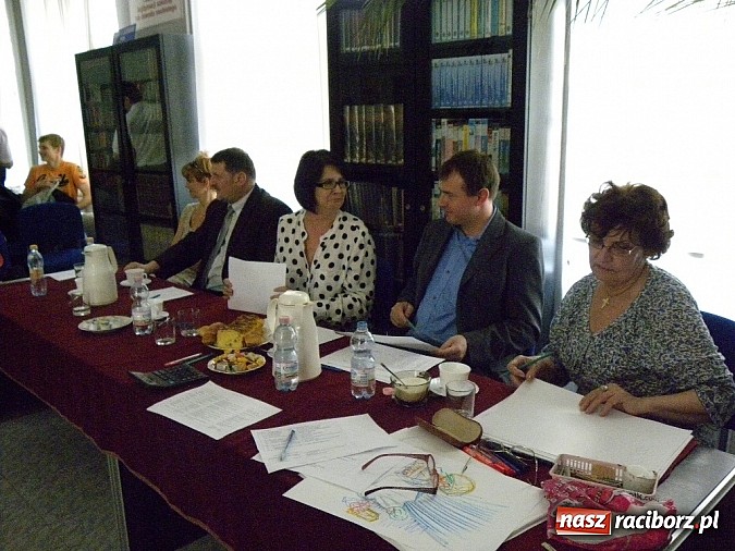 Zdjęcie w galerii na portalu naszraciborz.pl: V Konkurs Gwary Śląskiej Na cołki karpyntel wiadomości z regionu