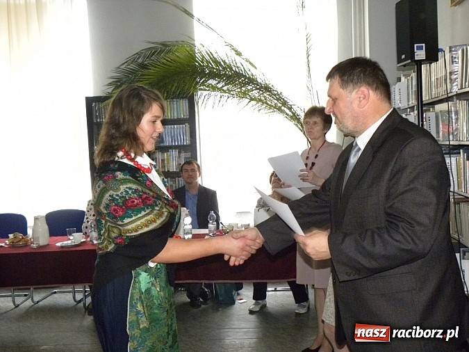 Zdjęcie w galerii na portalu naszraciborz.pl: V Konkurs Gwary Śląskiej Na cołki karpyntel wiadomości z regionu