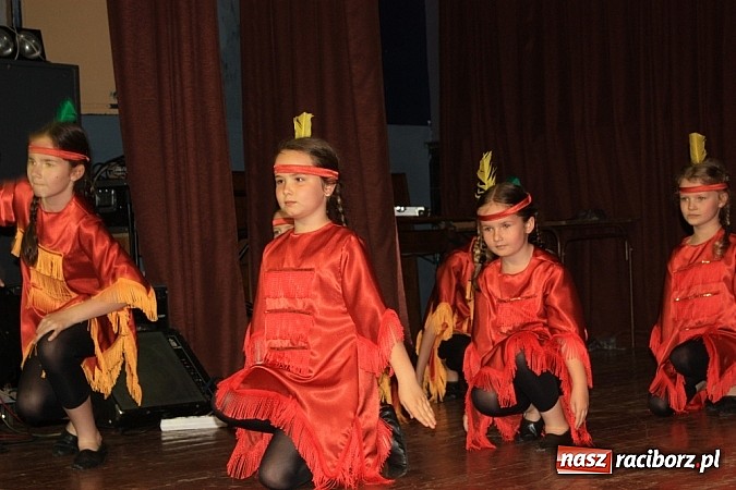 Zdjęcie w galerii na portalu naszraciborz.pl: Zyg-Zak z Wojnowic zdobył Grand Prix przeglądu w Krzanowicach wiadomości z regionu