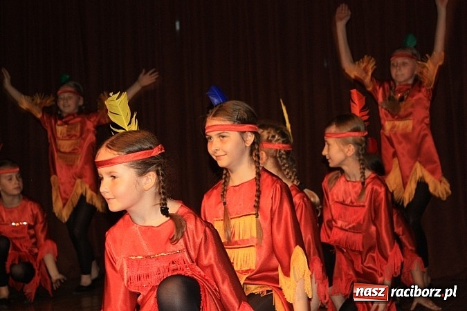 Zdjęcie w galerii na portalu naszraciborz.pl: Zyg-Zak z Wojnowic zdobył Grand Prix przeglądu w Krzanowicach wiadomości z regionu