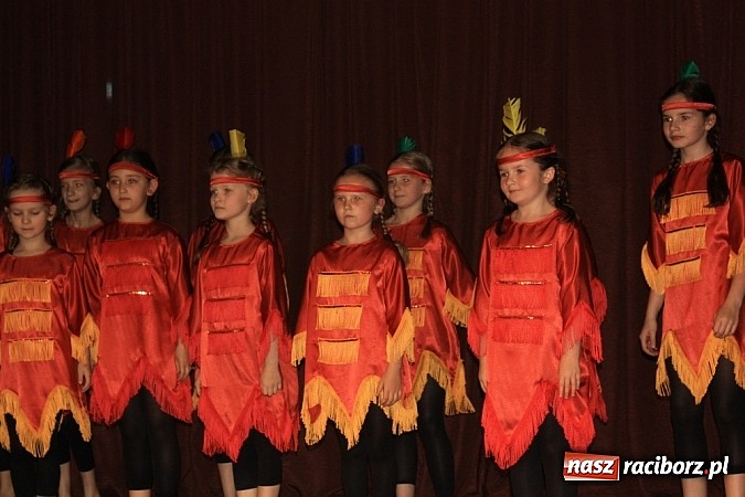 Zdjęcie w galerii na portalu naszraciborz.pl: Zyg-Zak z Wojnowic zdobył Grand Prix przeglądu w Krzanowicach wiadomości z regionu