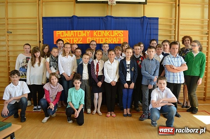 Zdjęcie w galerii na portalu naszraciborz.pl: Ortograficzne zmagania na Płoni wiadomości z regionu