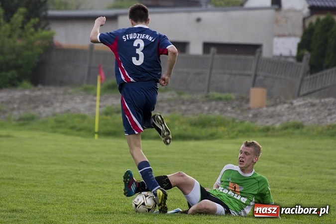 Zdjęcie w galerii na portalu naszraciborz.pl: Porażka Studziennej w końcówce spotkania wiadomości z regionu