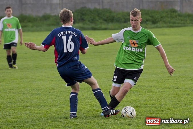 Zdjęcie w galerii na portalu naszraciborz.pl: Porażka Studziennej w końcówce spotkania wiadomości z regionu