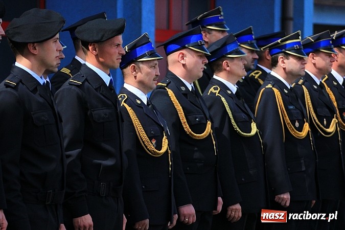 Zdjęcie w galerii na portalu naszraciborz.pl: W Raciborzu świętowano Dzień Strażaka wiadomości z regionu