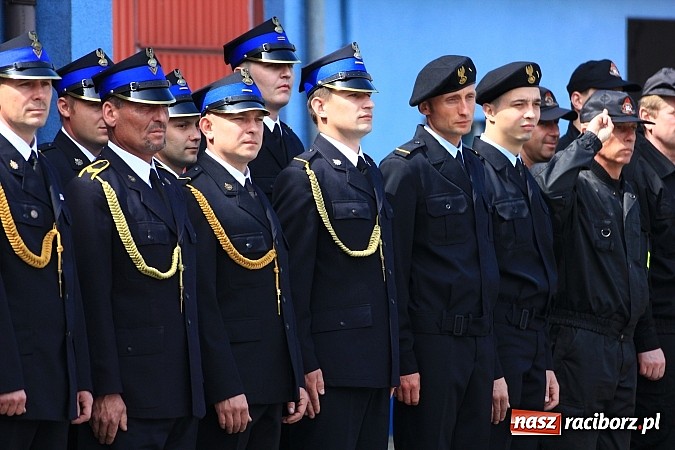 Zdjęcie w galerii na portalu naszraciborz.pl: W Raciborzu świętowano Dzień Strażaka wiadomości z regionu