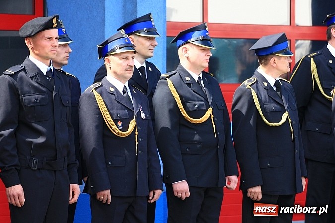 Zdjęcie w galerii na portalu naszraciborz.pl: W Raciborzu świętowano Dzień Strażaka wiadomości z regionu