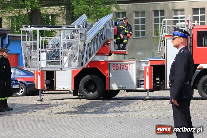 Zdjęcie w galerii na portalu naszraciborz.pl: W Raciborzu świętowano Dzień Strażaka wiadomości z regionu