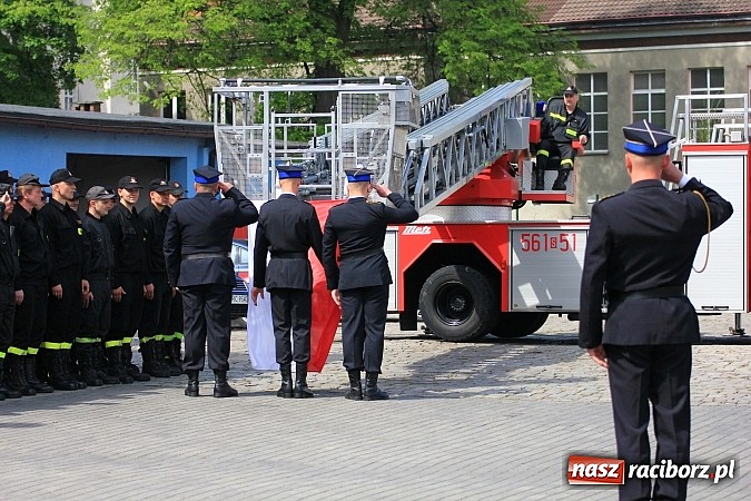 Zdjęcie w galerii na portalu naszraciborz.pl: W Raciborzu świętowano Dzień Strażaka wiadomości z regionu