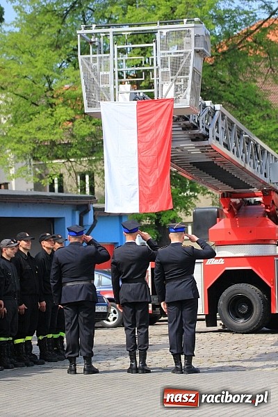 Zdjęcie w galerii na portalu naszraciborz.pl: W Raciborzu świętowano Dzień Strażaka wiadomości z regionu