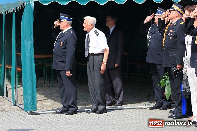 Zdjęcie w galerii na portalu naszraciborz.pl: W Raciborzu świętowano Dzień Strażaka wiadomości z regionu