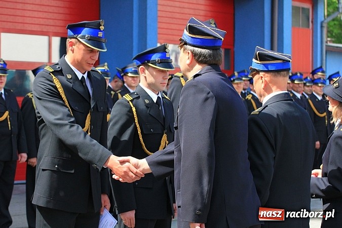 Zdjęcie w galerii na portalu naszraciborz.pl: W Raciborzu świętowano Dzień Strażaka wiadomości z regionu