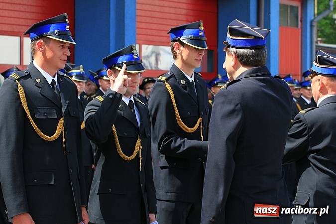 Zdjęcie w galerii na portalu naszraciborz.pl: W Raciborzu świętowano Dzień Strażaka wiadomości z regionu