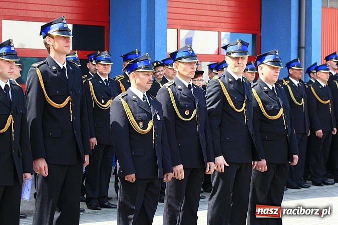Zdjęcie w galerii na portalu naszraciborz.pl: W Raciborzu świętowano Dzień Strażaka wiadomości z regionu