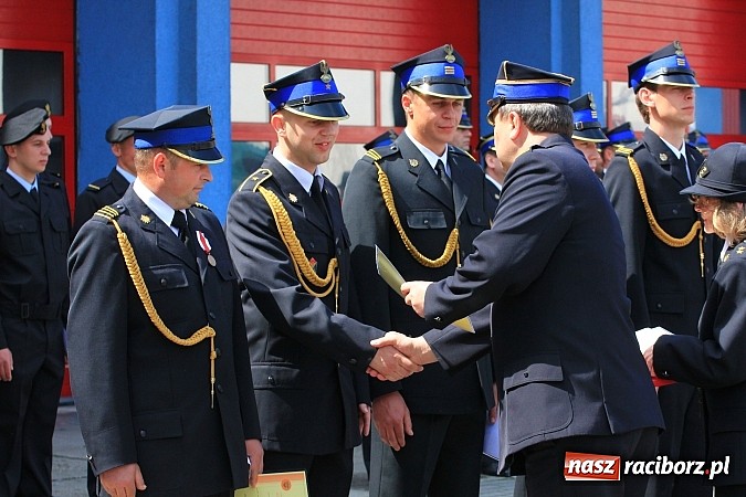 Zdjęcie w galerii na portalu naszraciborz.pl: W Raciborzu świętowano Dzień Strażaka wiadomości z regionu